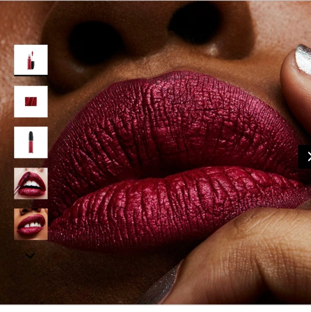 🥳HP🥳 MAC Metallic Liquid💄- LOVE WEAPON - Picture 2 of 9